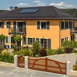 アパート Waltersdorf - Pool & Wellness