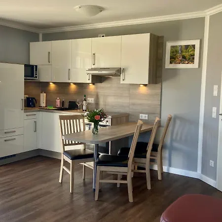 شقة Waltersdorf - Pool & Wellness باد سشاندو