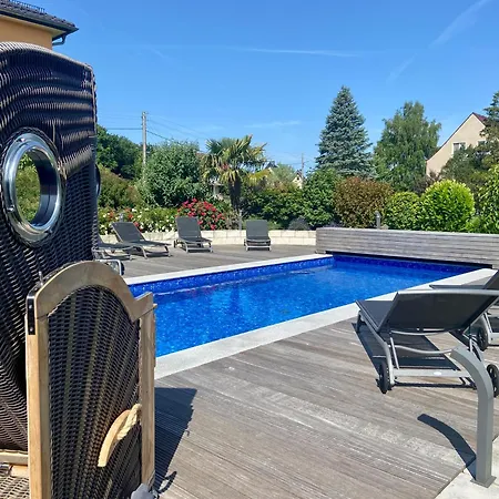 Waltersdorf - Pool & Wellness