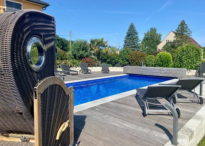 Waltersdorf - Pool & Wellness